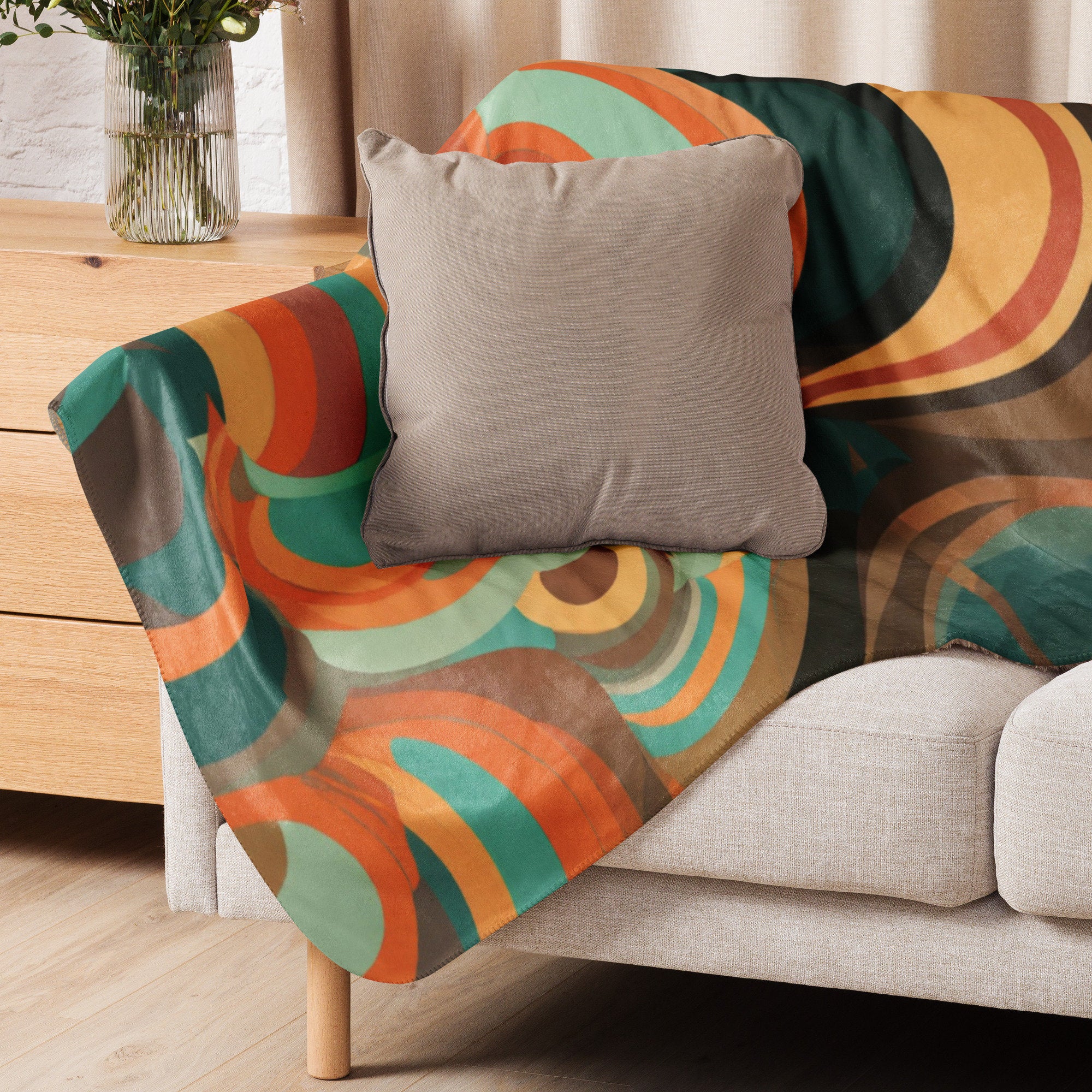 Luxurious sherpa blanket with vibrant abstract print for sofa